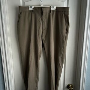 Haggar Men's Khaki Chinos